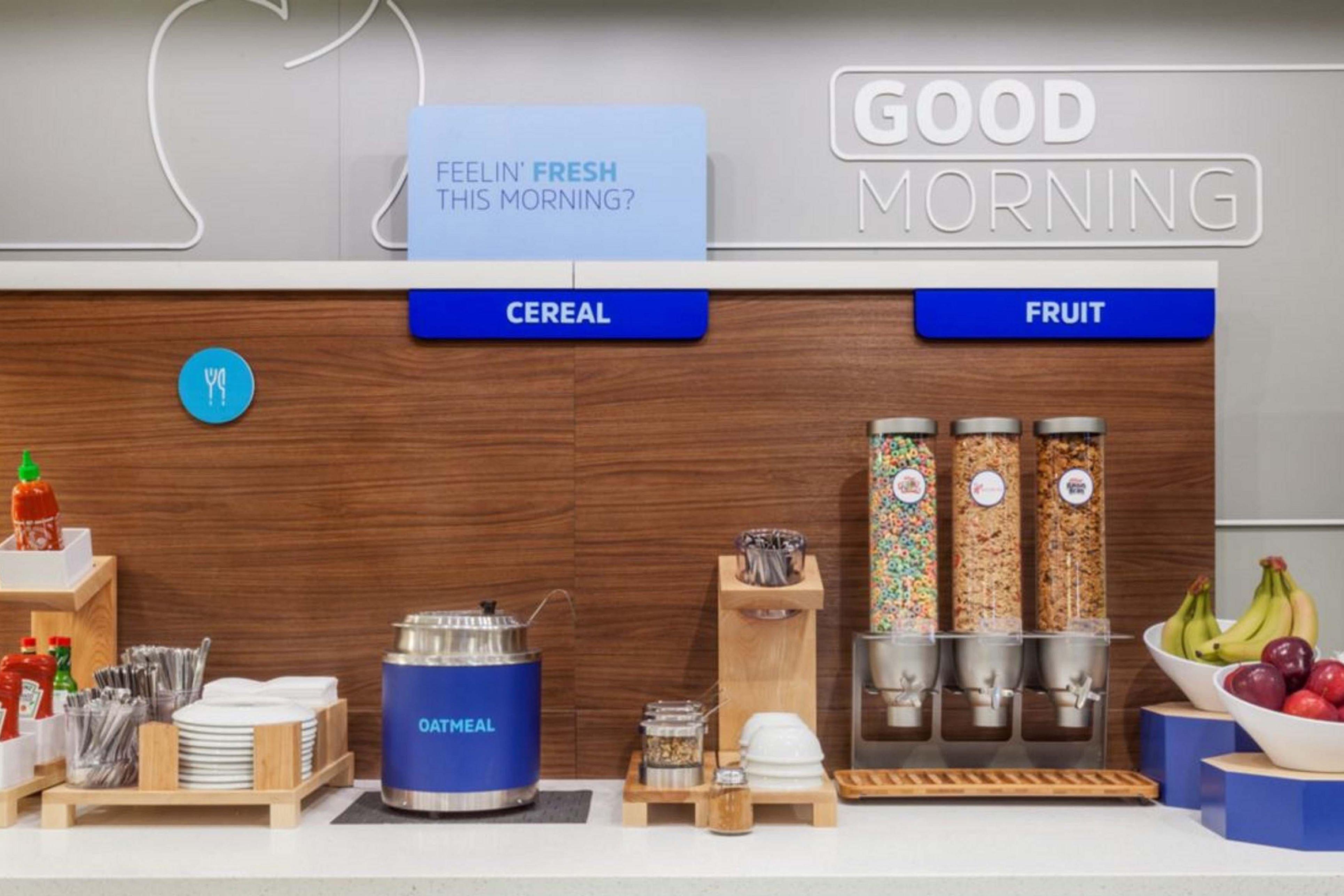 Holiday Inn Express Newton By Ihg Ngoại thất bức ảnh