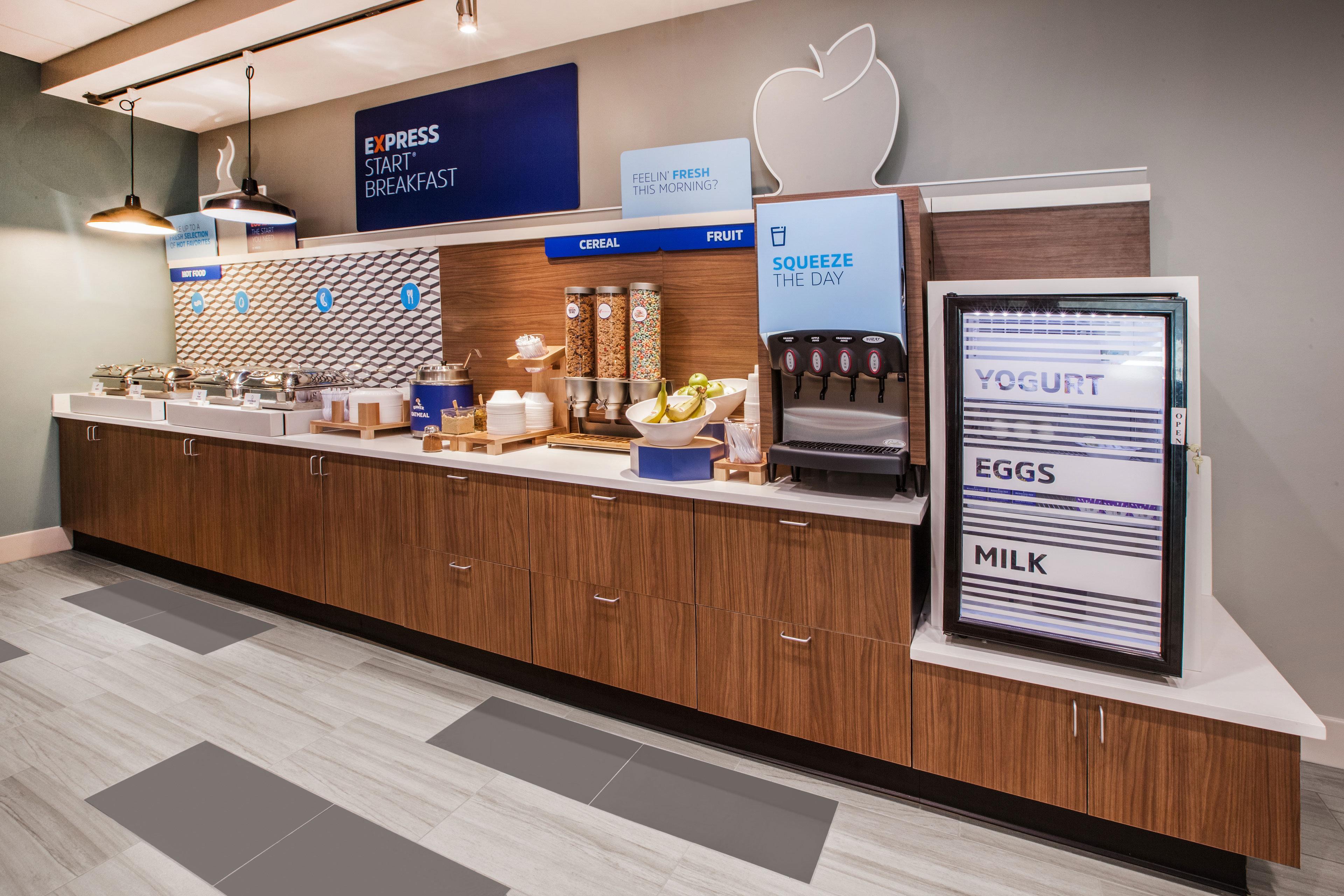 Holiday Inn Express Newton By Ihg Ngoại thất bức ảnh