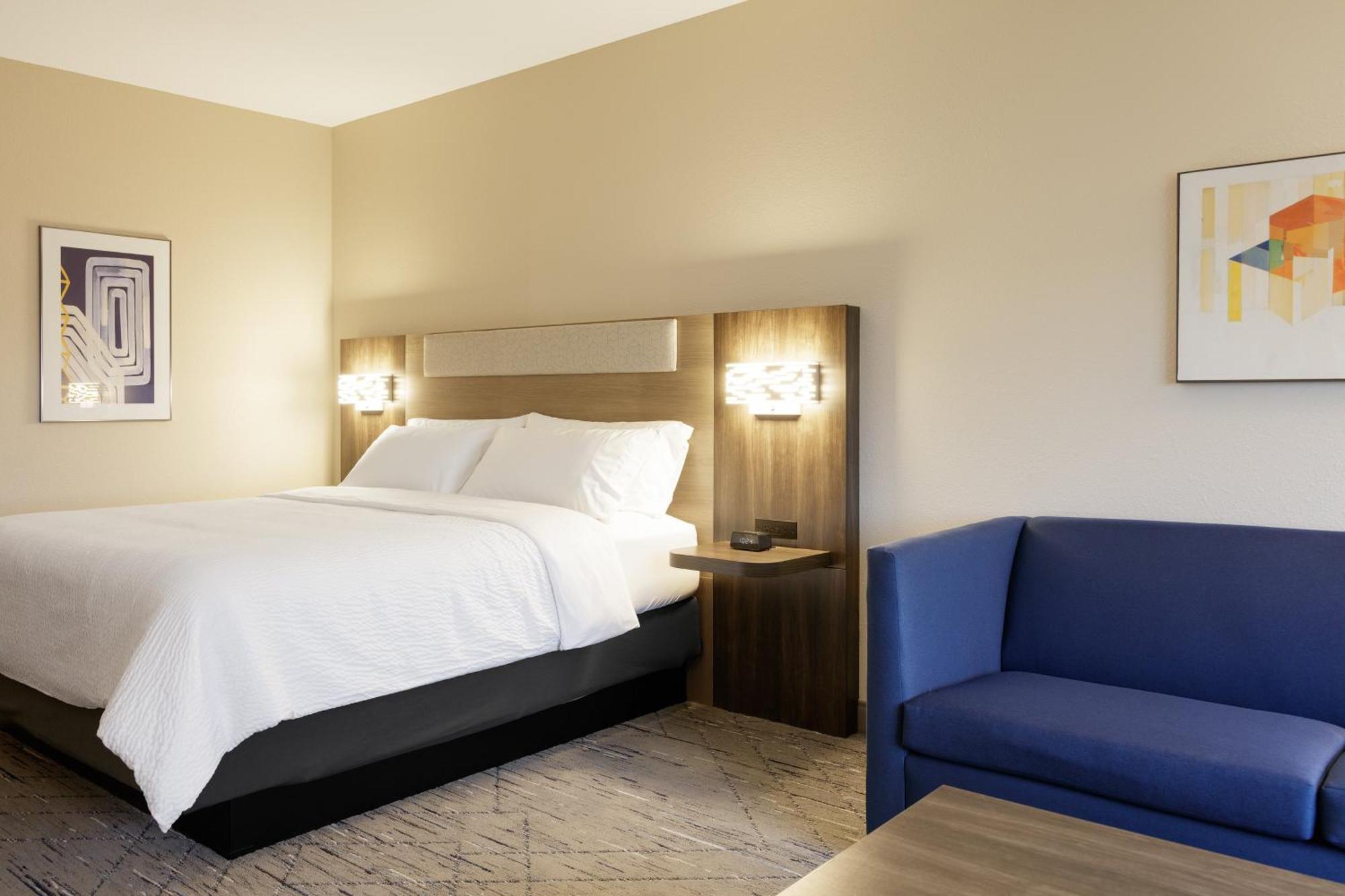 Holiday Inn Express Newton By Ihg Ngoại thất bức ảnh