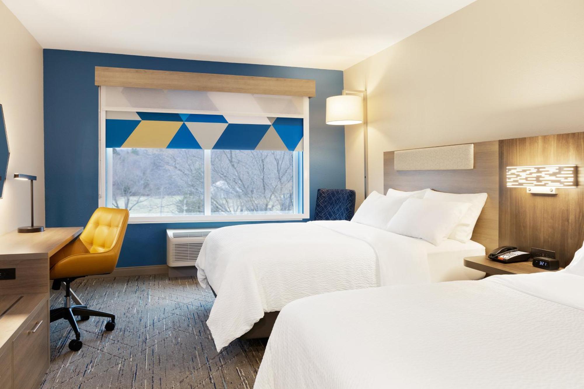 Holiday Inn Express Newton By Ihg Ngoại thất bức ảnh