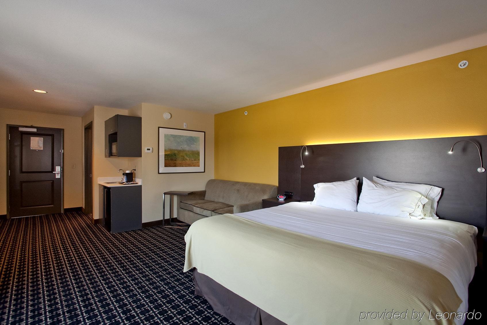 Holiday Inn Express Newton By Ihg Phòng bức ảnh