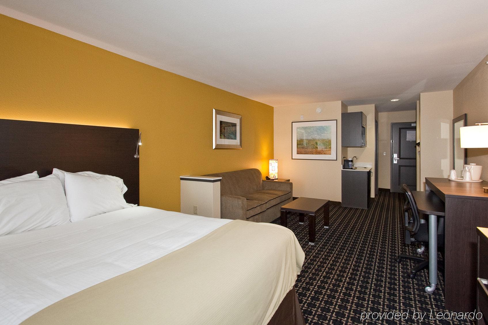 Holiday Inn Express Newton By Ihg Ngoại thất bức ảnh